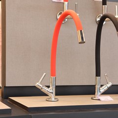 Torneira Cozinha Mesa Soft Vermelho C17 - Leão Metais