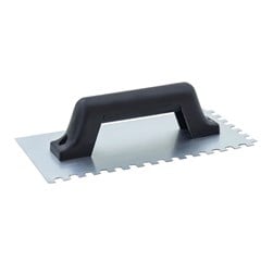 Desempenadeira Dentada 12x24cm - Thompson