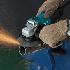 Esmerilhadeira Angular 4.1/2” 600W 220V - Makita