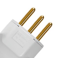 Plug Macho Prensa Cabo 2p+T 10a Branca - Ilumi