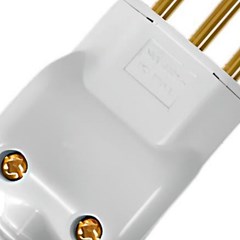 Plug Macho Prensa Cabo 2p+T 10a Branca - Ilumi