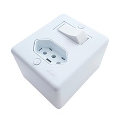 Interruptor+Tomada 2p+T - Ilumi 10a Sobrepor - Branco