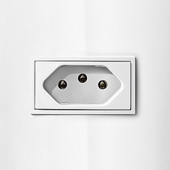 Tomada - Soprano 2p+T 10a Revita - Branco